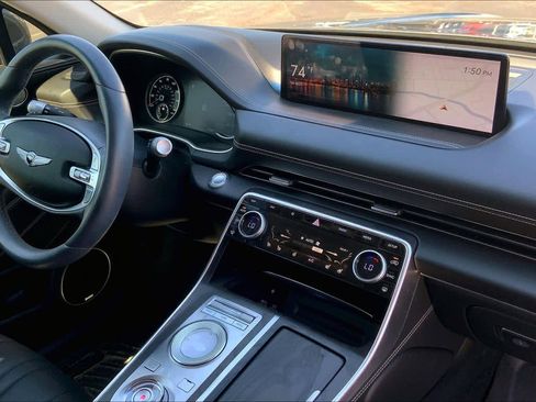 Used 2021 Genesis GV80 2.5T w/ Advanced Package 03 image 31