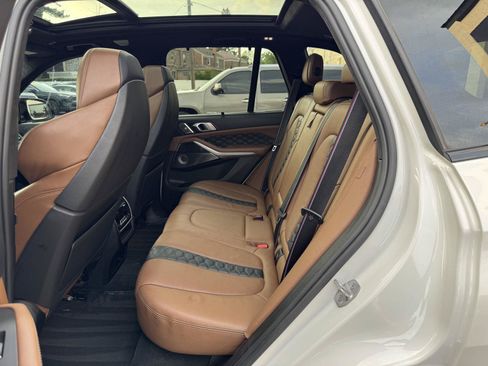 Used 2021 BMW X5 M w/ Competition Package AWD/4WD image 31