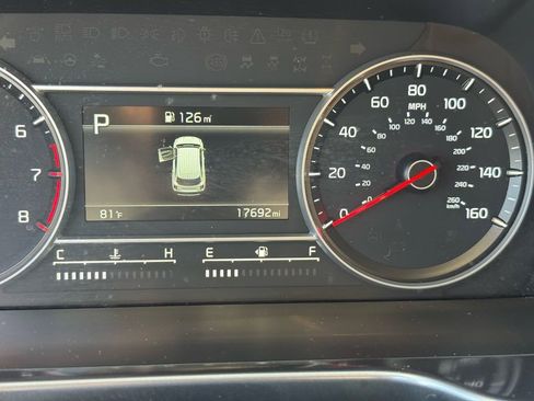 Used 2023 Kia Sorento S w/ Panoramic Sunroof Package FWD image 26