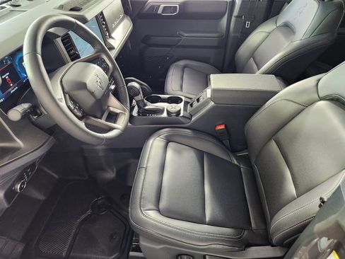 New 2026 Ford Bronco Badlands AWD/4WD image 11