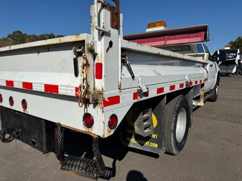 Used 2015 GMC Sierra 3500 2WD Crew Cab image 11