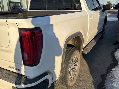 Used 2020 GMC Sierra 1500 AT4 w/ AT4 Premium Package image 7