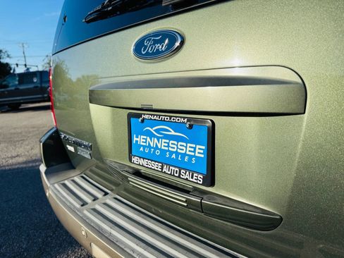 Used 2004 Ford Expedition Eddie Bauer image 42