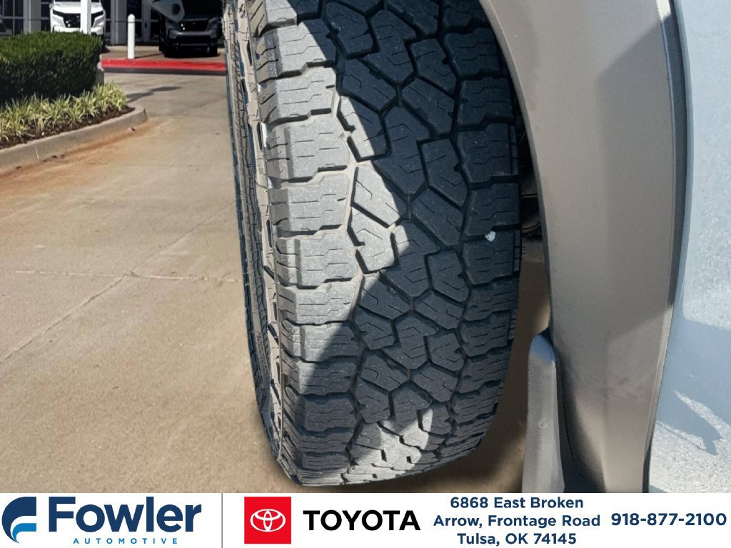 Used 2022 Nissan Frontier PRO-4X w/ Off-Road Protection Package AWD/4WD image 30