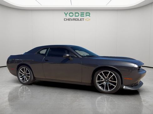 Used 2023 Dodge Challenger R/T image 3