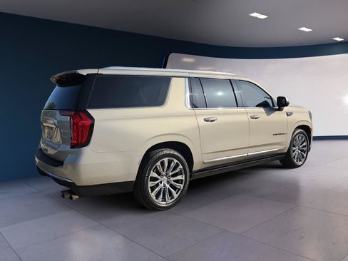 Used 2021 GMC Yukon XL Denali w/ Denali Premium Package RWD image 5