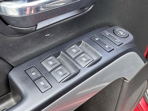 Used 2018 Chevrolet Silverado 1500 LT w/ All Star Edition image 24