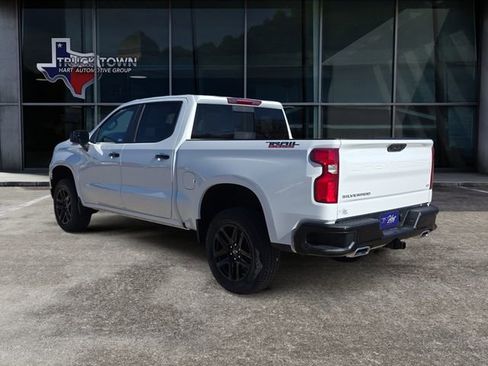 New 2026 Chevrolet Silverado 1500 LT Trail Boss w/ Convenience Package II AWD/4WD image 3