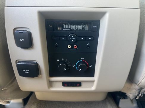 Used 2014 Ford Expedition EL Limited w/ Equipment Group 301A image 9