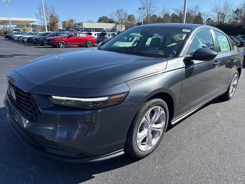 New 2025 Honda Accord LX image 7