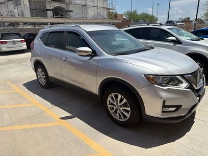 Used 2017 Nissan Rogue SV