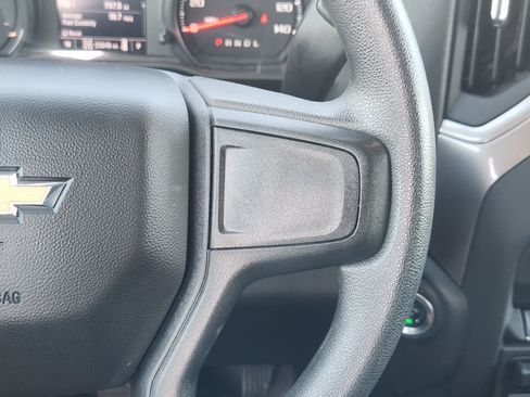 Used 2025 Chevrolet Silverado 1500 W/T w/ WT Value Package AWD/4WD image 29