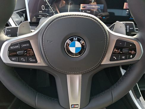 New 2026 BMW X5 xDrive40i w/ M Sport Package AWD/4WD image 14
