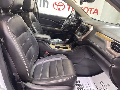 Used 2018 GMC Acadia Denali w/ Technology Package AWD/4WD image 12