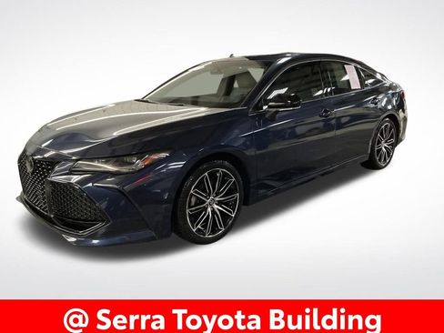 Certified 2019 Toyota Avalon Touring image 1