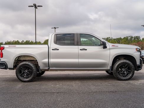 Used 2021 Chevrolet Silverado 1500 LT Trail Boss w/ Convenience Package II image 8