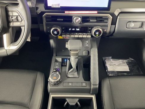 New 2026 Toyota 4Runner Limited AWD/4WD image 12