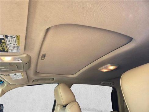 Used 2014 Toyota Tundra Limited w/ Limited Premium Package image 13