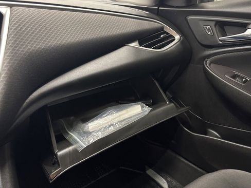 Used 2022 Chevrolet Malibu RS image 17