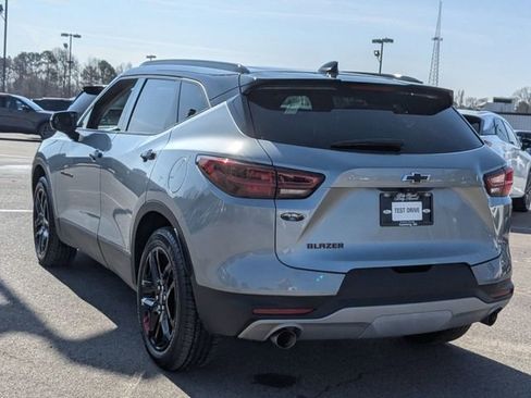 Used 2024 Chevrolet Blazer LT w/ Sound & Technology Package image 5