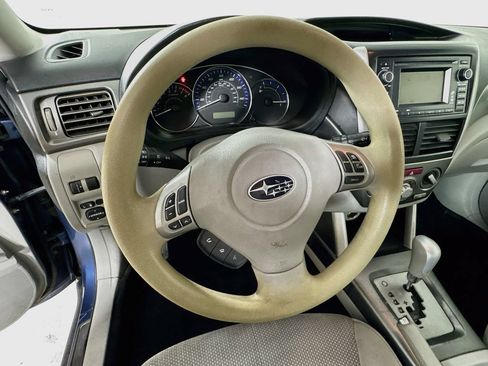 Used 2013 Subaru Forester 2.5X Premium AWD/4WD image 11