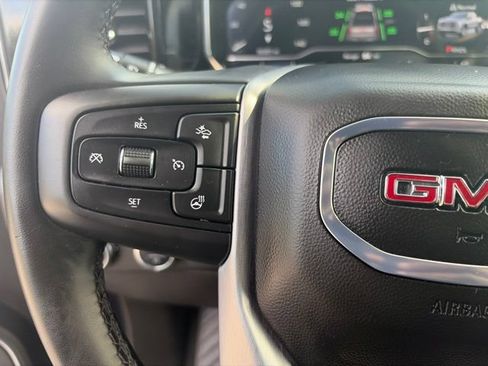 Used 2025 GMC Sierra 1500 SLT AWD/4WD image 16