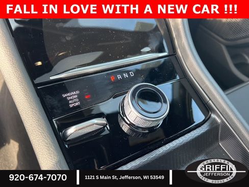 New 2025 Jeep Grand Cherokee Limited w/ Black Appearance Package image 25