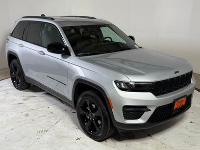 New 2025 Jeep Grand Cherokee Altitude