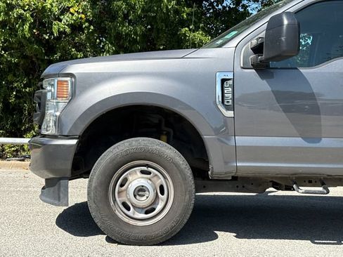 Used 2022 Ford F250 XL w/ Camper Package AWD/4WD image 5