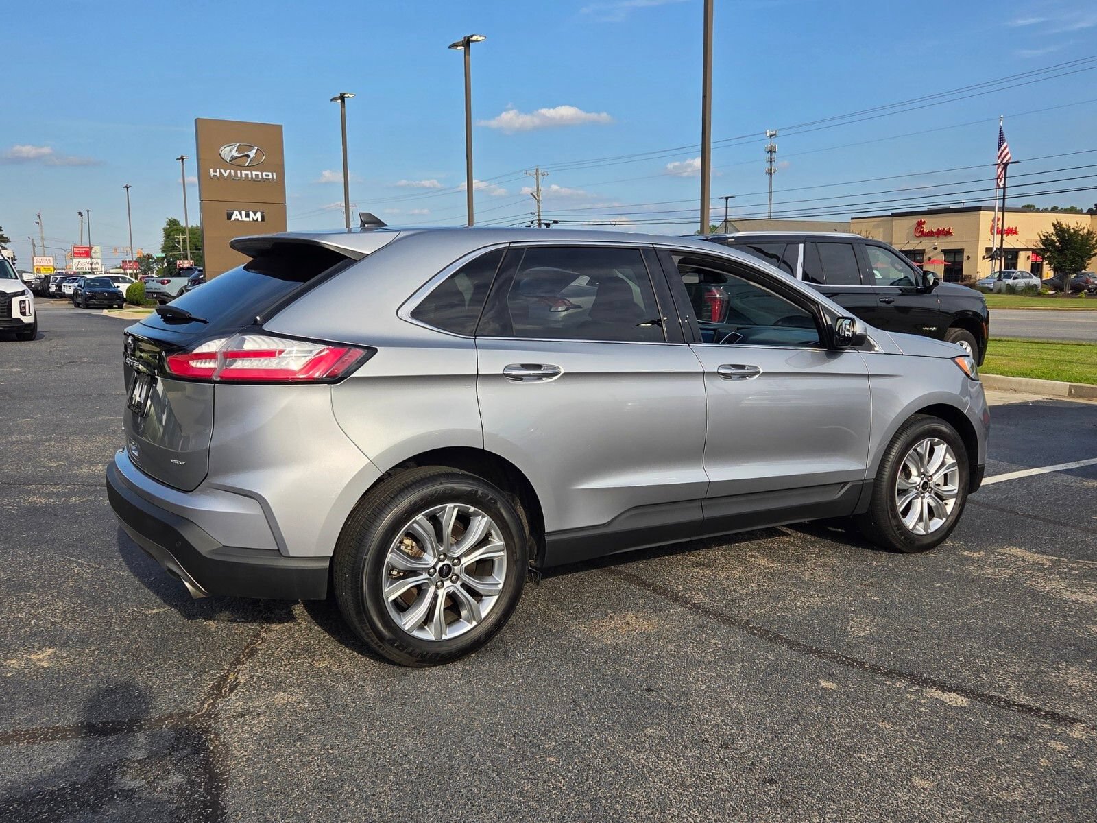Used 2024 Ford Edge Titanium AWD/4WD image 15