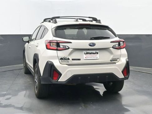Used 2024 Subaru Crosstrek 2.0i Premium image 4
