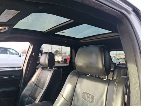 Used 2017 Jeep Grand Cherokee Overland image 13