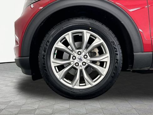 Certified 2023 Ford Explorer XLT w/ Equipment Group 202A RWD image 9