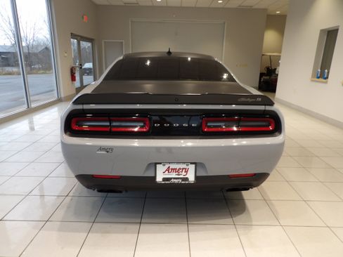 Used 2021 Dodge Challenger R/T Scat Pack w/ T/A Package image 5