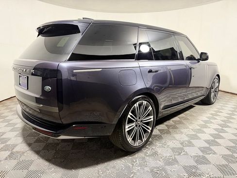 Used 2023 Land Rover Range Rover Long Wheelbase SE AWD/4WD image 7
