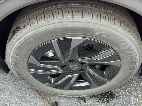 New 2026 Toyota C-HR AWD/4WD image 35