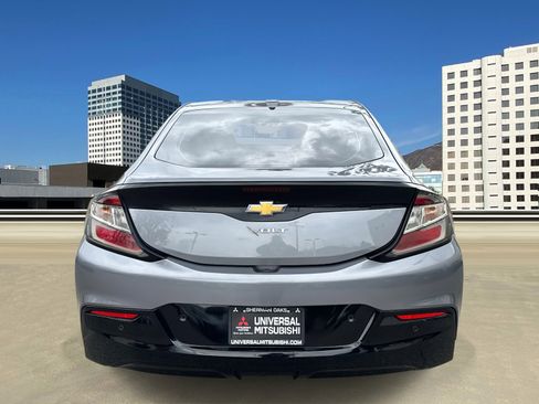 Used 2018 Chevrolet Volt Premier image 3