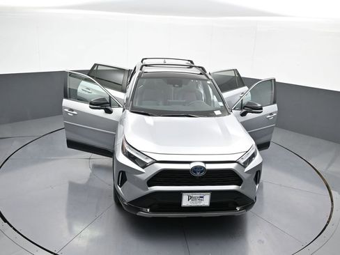 Certified 2022 Toyota RAV4 XSE AWD/4WD image 45