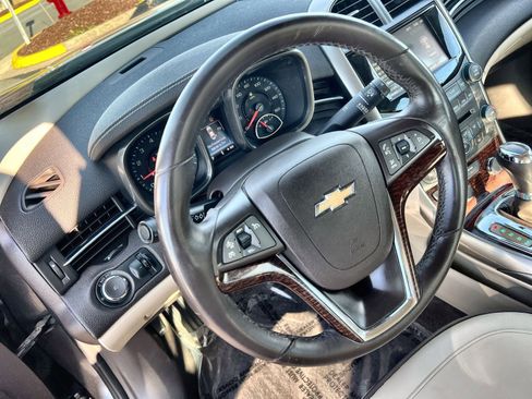 Used 2013 Chevrolet Malibu LT image 16