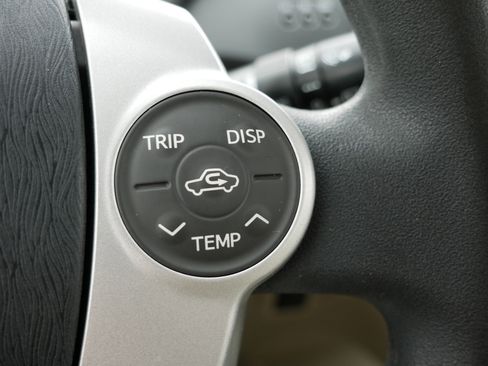 Used 2010 Toyota Prius Two FWD image 29