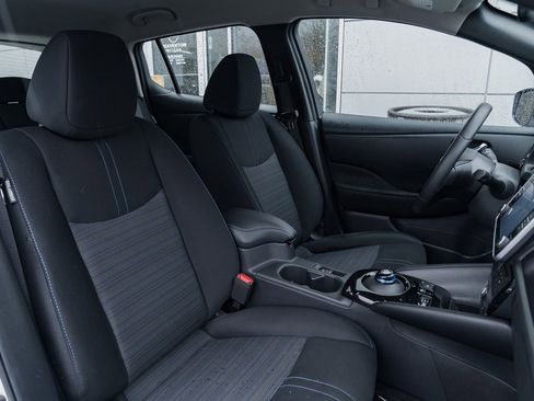 Used 2023 Nissan Leaf SV Plus image 24