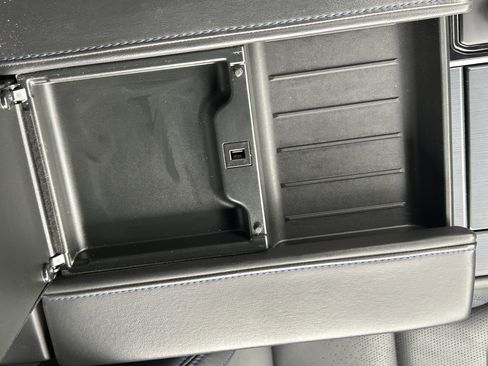 Used 2023 Toyota Tundra Platinum image 26