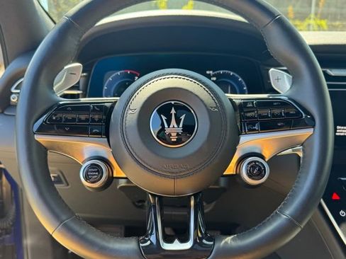 Used 2023 Maserati Grecale Modena AWD/4WD image 23