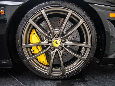 Used 2009 Ferrari F430 Scuderia RWD image 57
