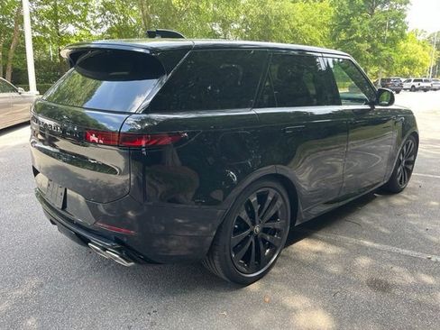 Certified 2025 Land Rover Range Rover Sport Dynamic SE AWD/4WD image 9