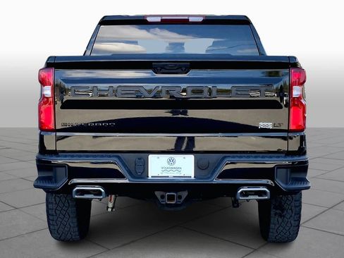 Used 2024 Chevrolet Silverado 1500 LT Trail Boss w/ LPO, Dark Essentials Package image 10