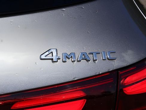 New 2026 Mercedes-Benz GLA 250 4MATIC image 9