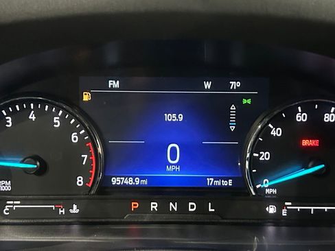Used 2022 Ford Explorer XLT w/ Equipment Group 202A AWD/4WD image 97