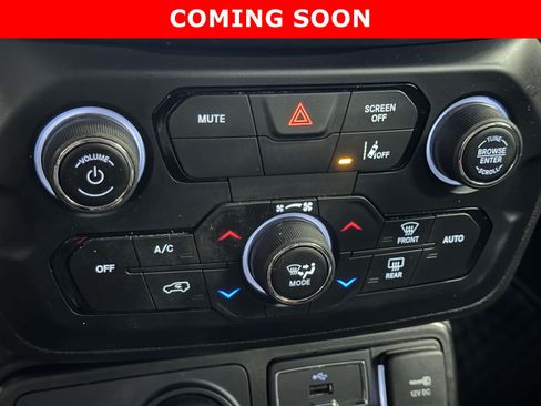 Certified 2021 Jeep Renegade Trailhawk AWD/4WD image 24