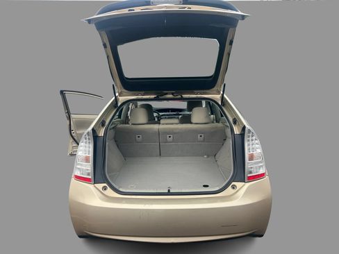 Used 2011 Toyota Prius Two FWD image 14